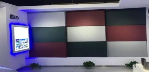 黃石公司攜新產(chǎn)品亮相全國建筑金屬圍護系統(tǒng)行業(yè)專家學(xué)術(shù)年會